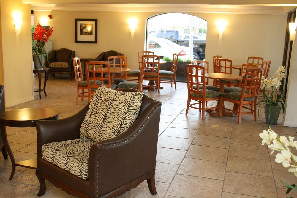 Days Inn By Wyndham Neptune Beach Jacksonville Beach Eksteriør billede