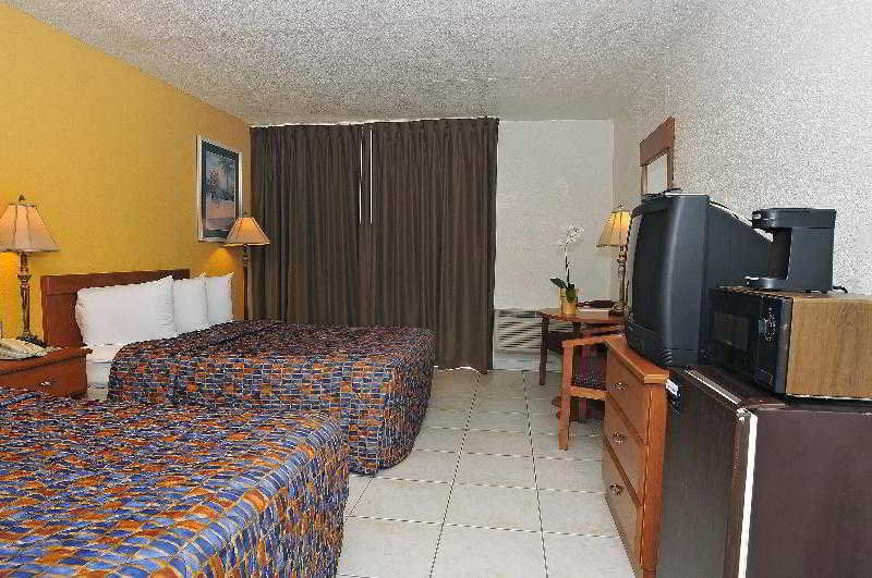 Days Inn By Wyndham Neptune Beach Jacksonville Beach Eksteriør billede