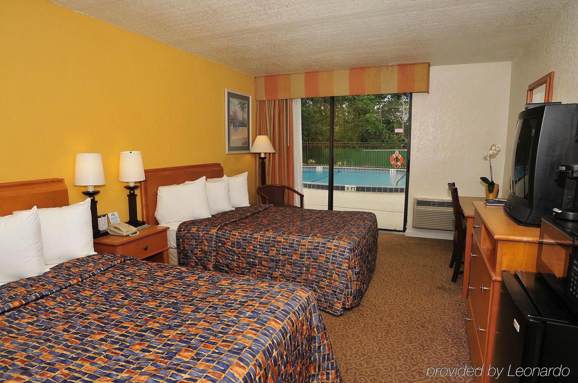 Days Inn By Wyndham Neptune Beach Jacksonville Beach Eksteriør billede